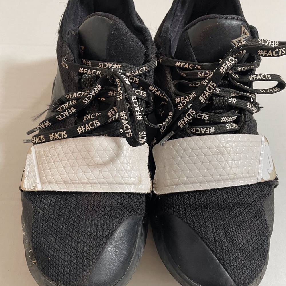 Basketball Shoe